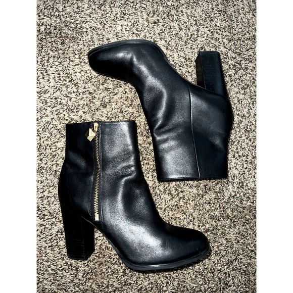MICHAEL KORS BRITT BLACK BOOTIE MID-HI ANKLE BOOT, SZ 7.5 M - Picture 1 of 8